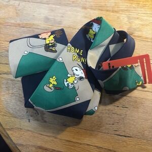 Charlie Brown and Gang Peanuts "I Wanna Win" Baseball Home Run Necktie Navy Blue